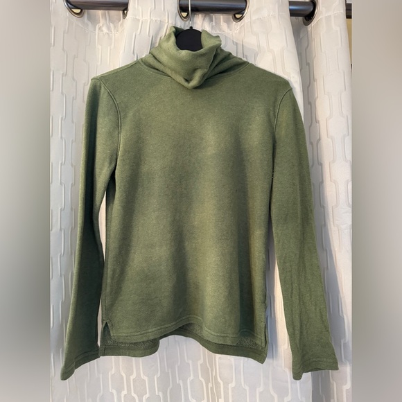 J. Crew Sweaters - J Crew Green Turtleneck Sweatshirt/Sweater- Size XS